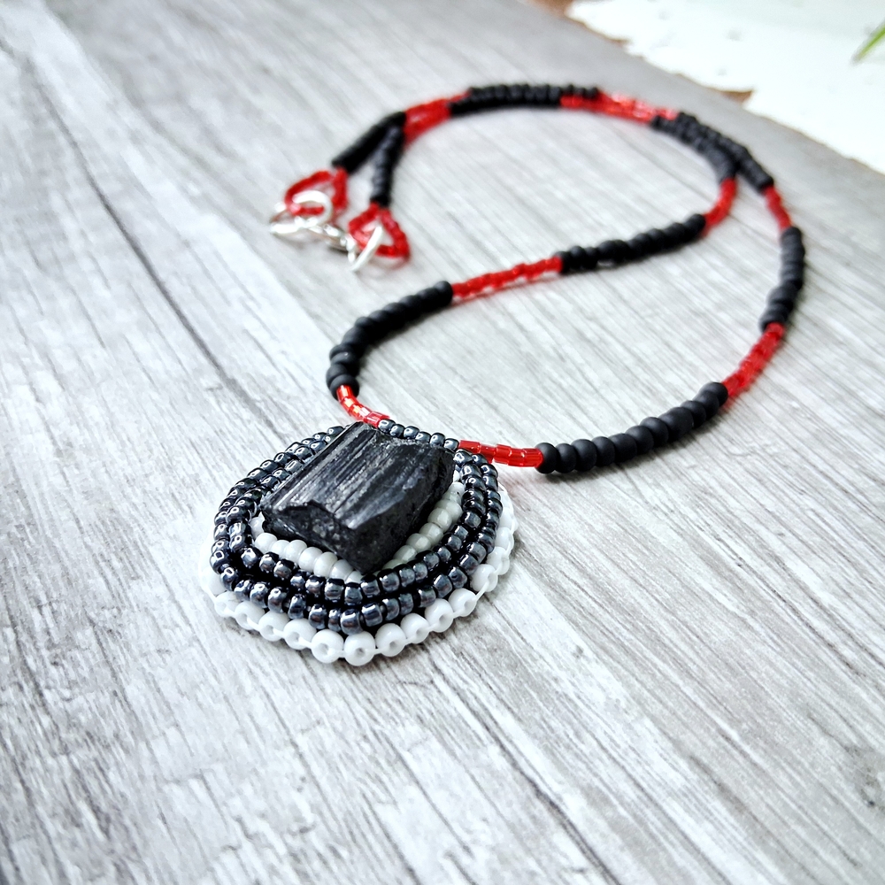 Black Tourmaline Beaded Pendant Necklace in Black & Red